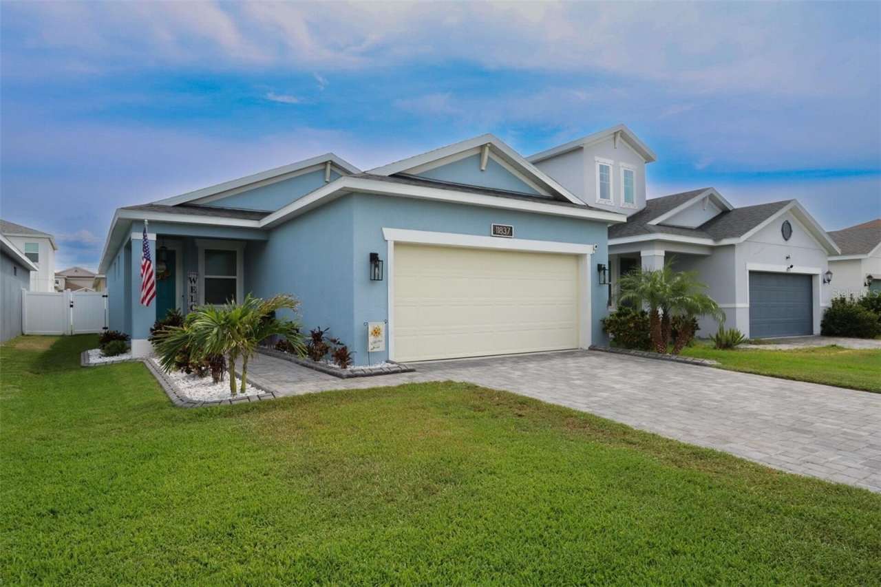 11837 CLARE HILL AVENUE