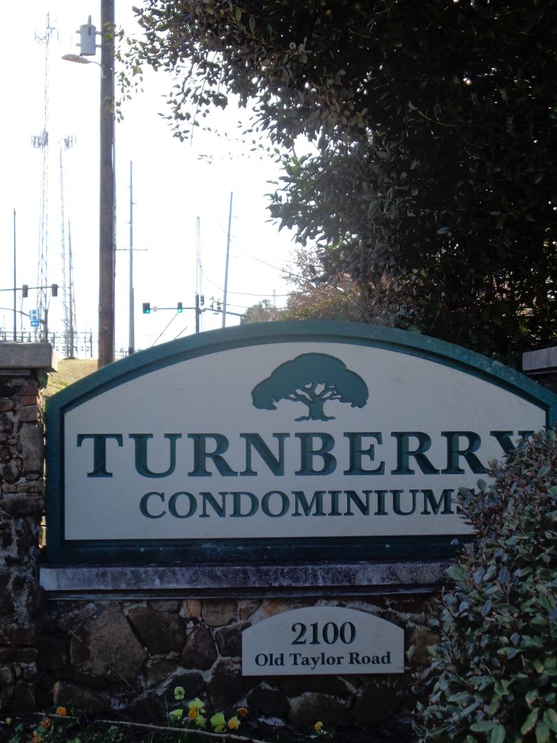 For Rent 4BR/2BA Furnished Townhome