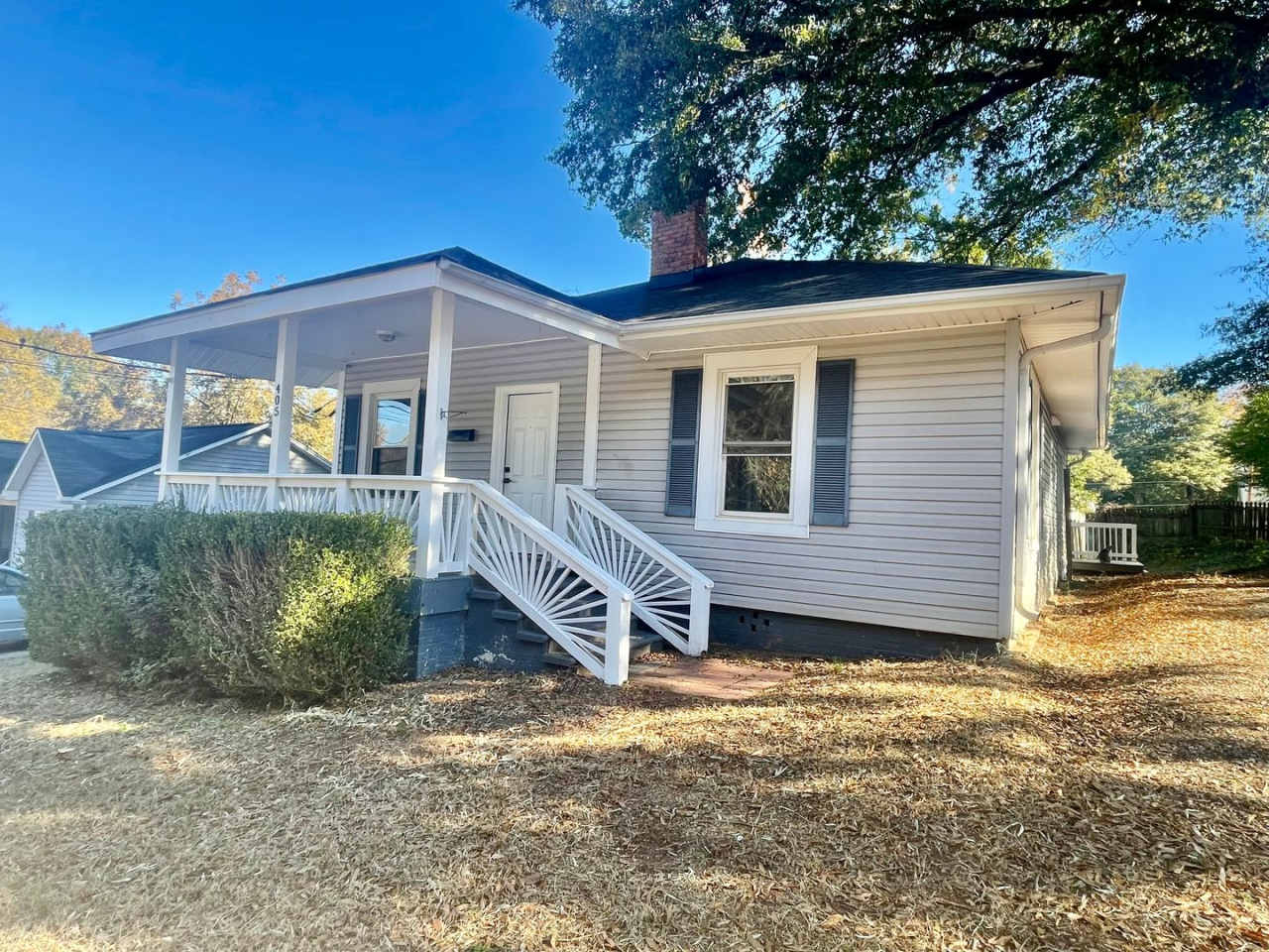 Welcome to this charming 3-bedroom, 1-bathroom home located in the desirable Fort Mill, SC.