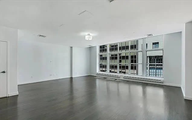 44 W 56th St Apt 4