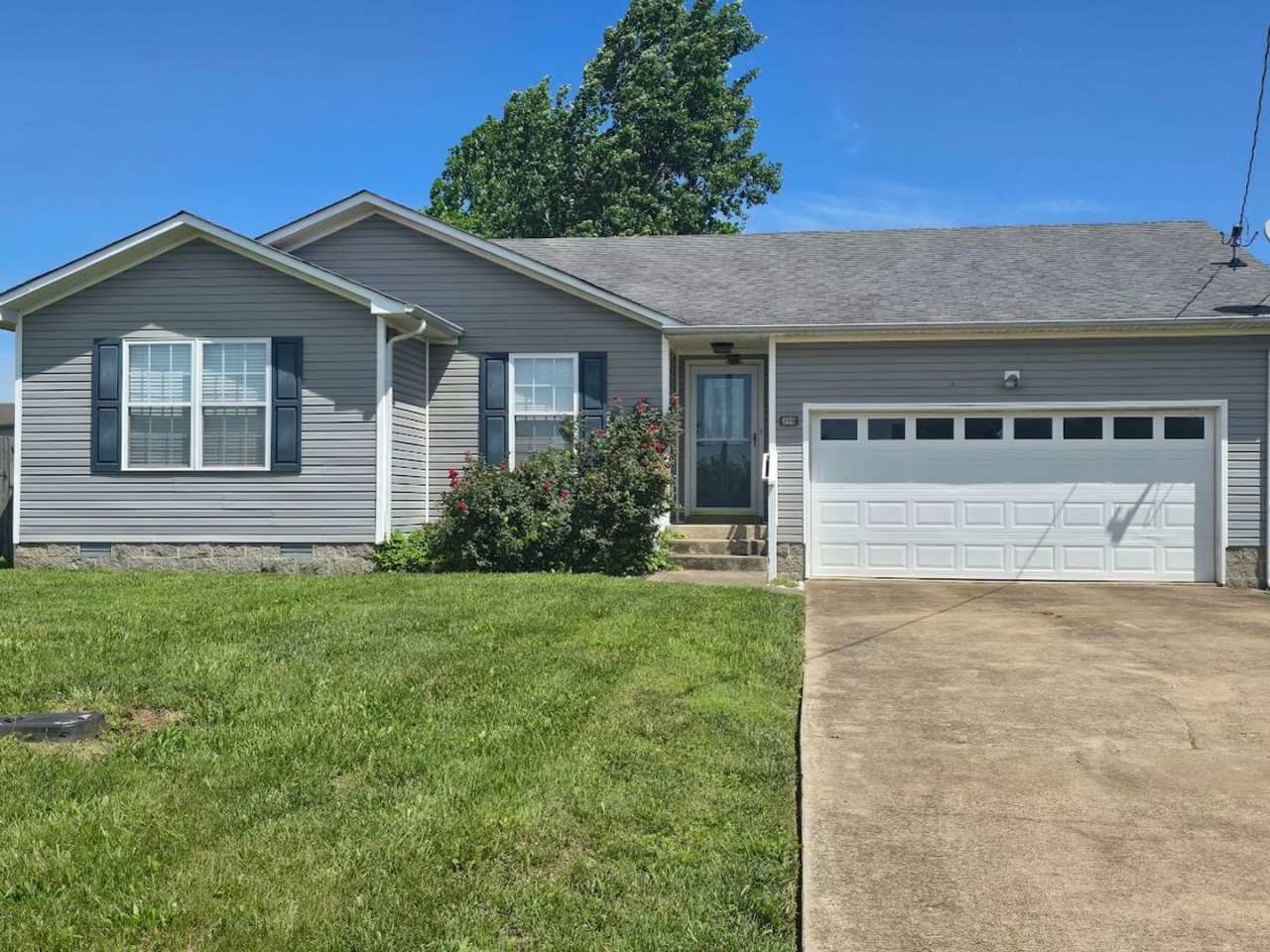 3 Bed 2 Bath Amazing Home!