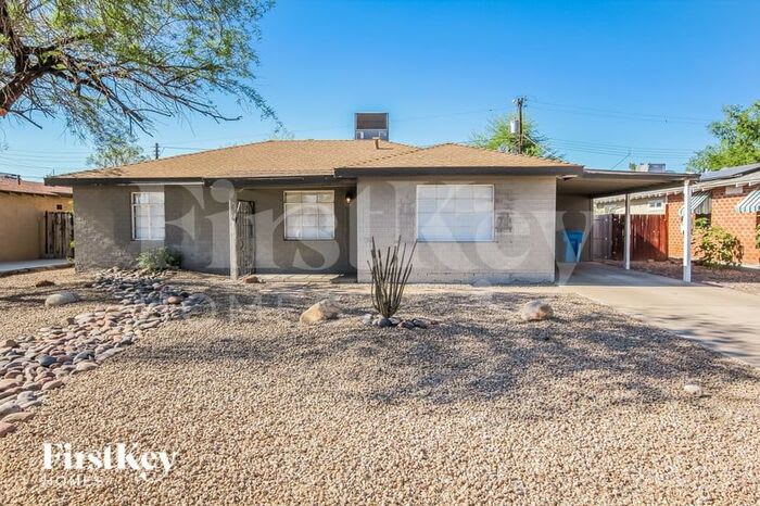 2016 West Whitton Avenue