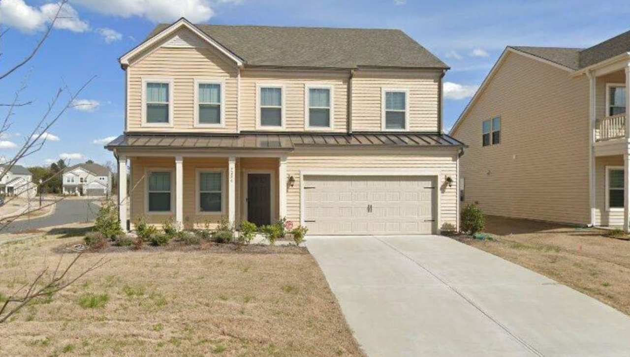 Room in 6 Bedroom Home at Rupell Dr