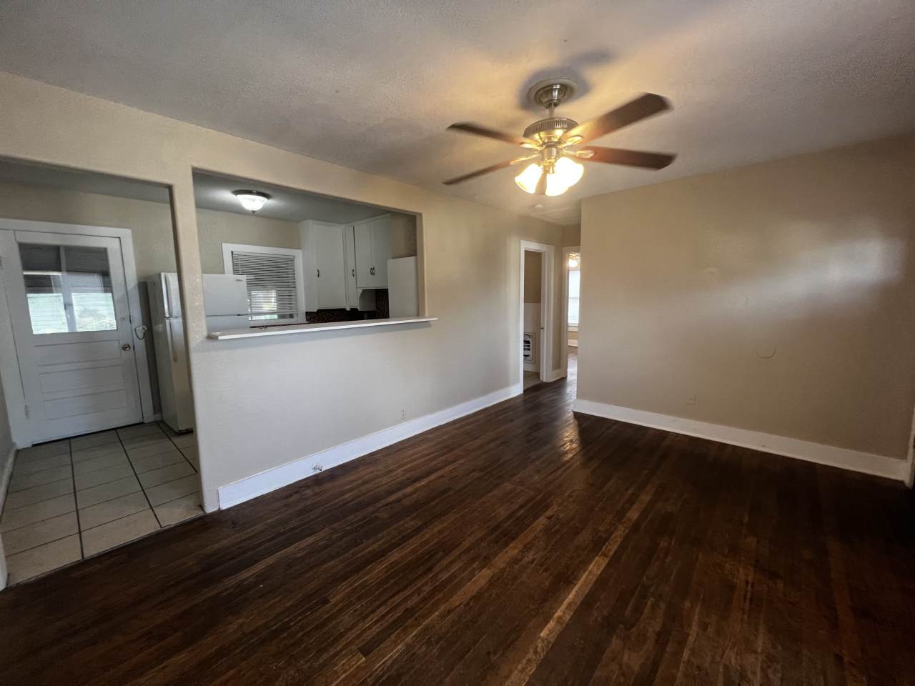 301 /303 Cardinal - 1