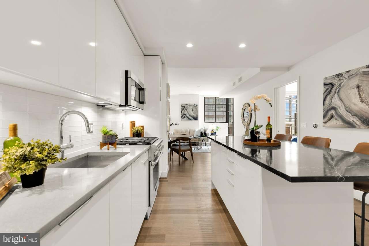 45 SUTTON Square SW unit: 303