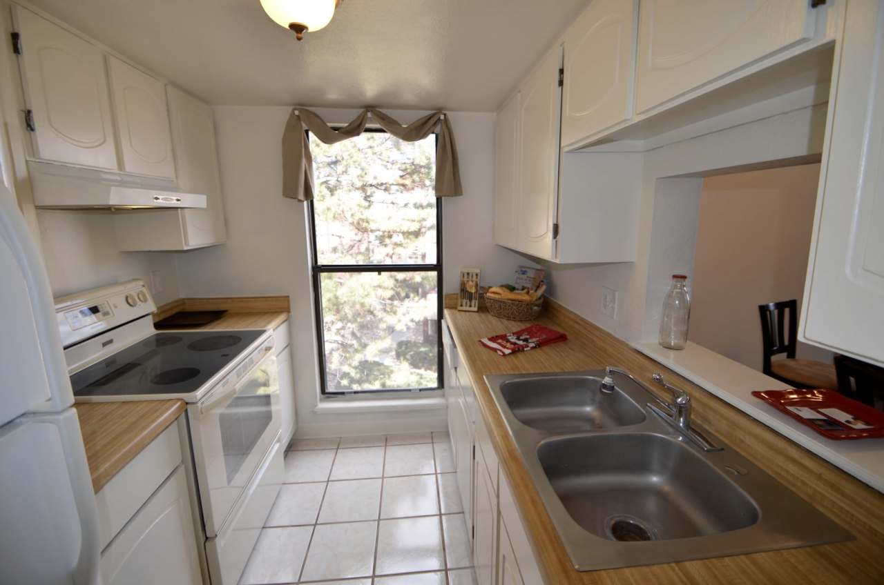 Large 1 Bedroom 1 bath with Loft!