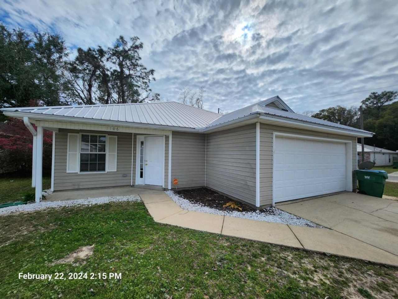 "Small Dog Friendly" Home