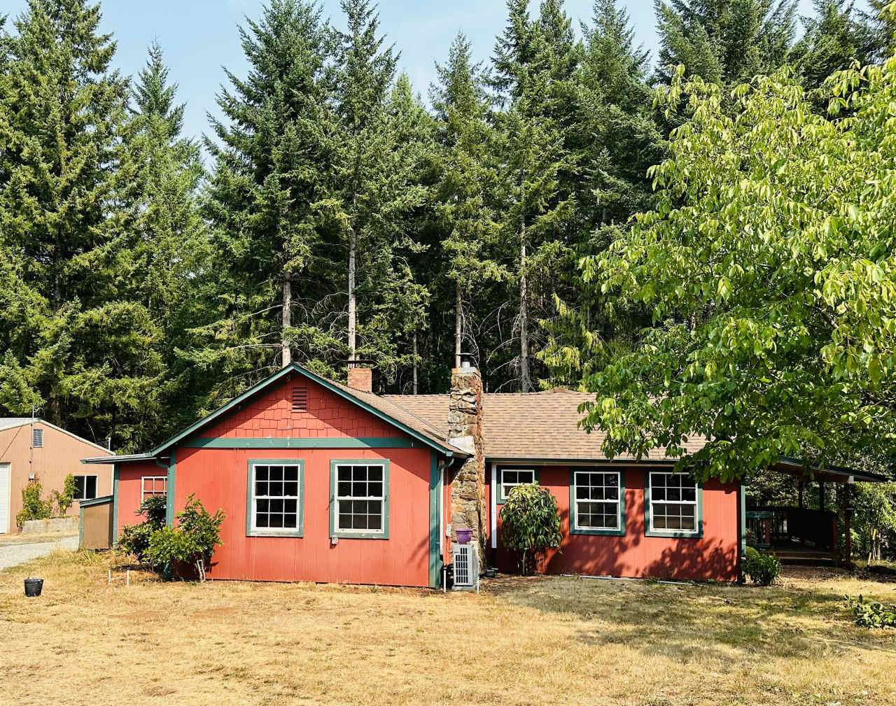 21745 South Lewellen Road (Residence B)