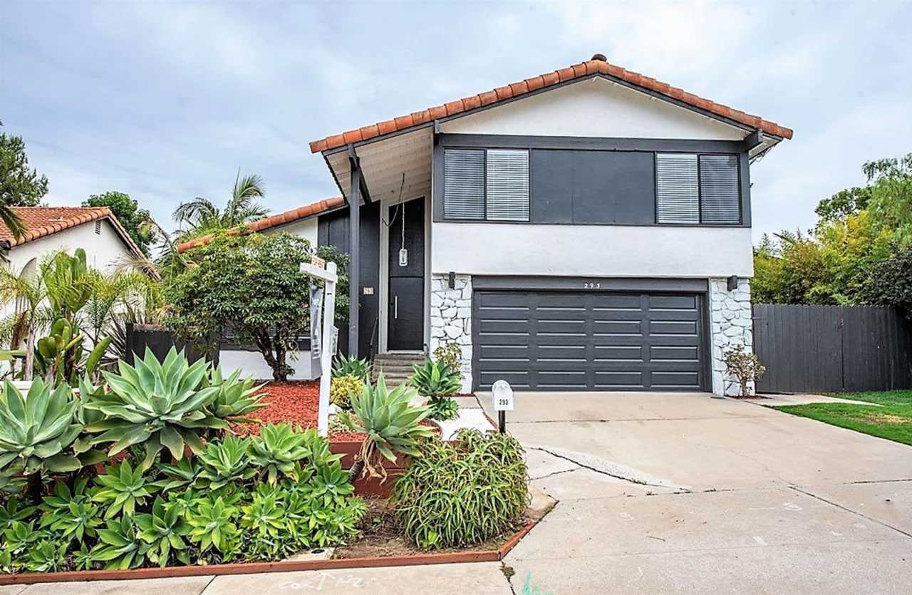 Encinitas 4br 2 car garage granite kitchen Huge Yard Home Remodeled TEXT 858-774-1574 $6290