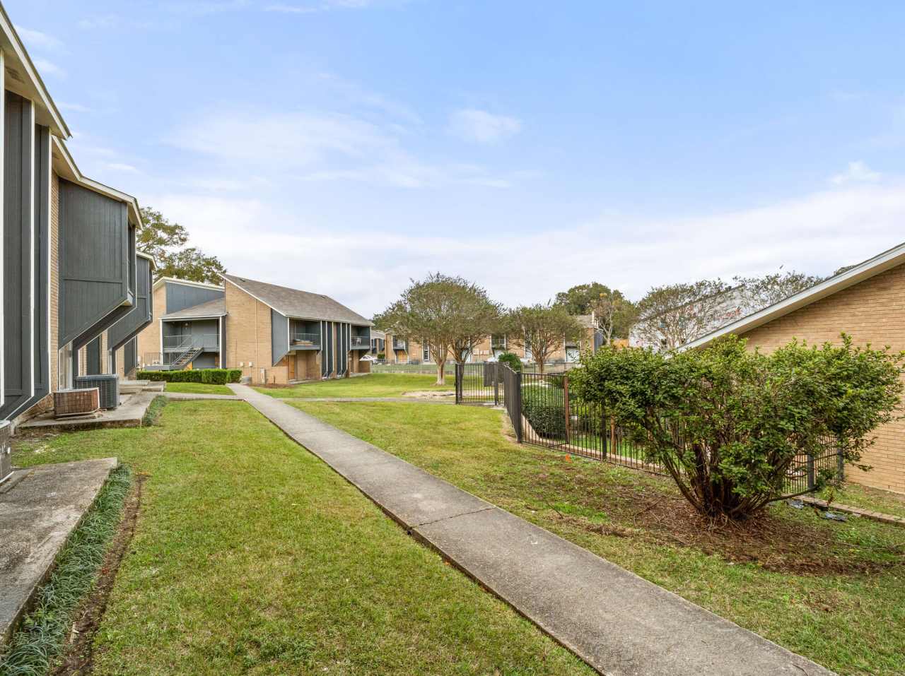 Santa Rosa Apartments