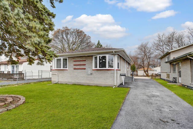 16542 Paulina Street