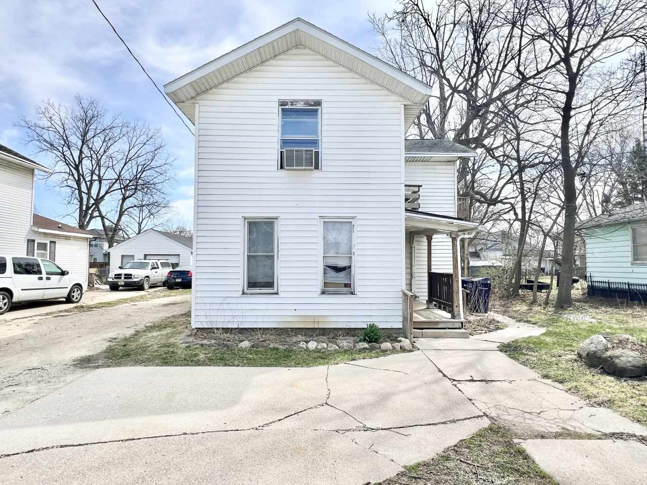 327 Center Avenue - 2