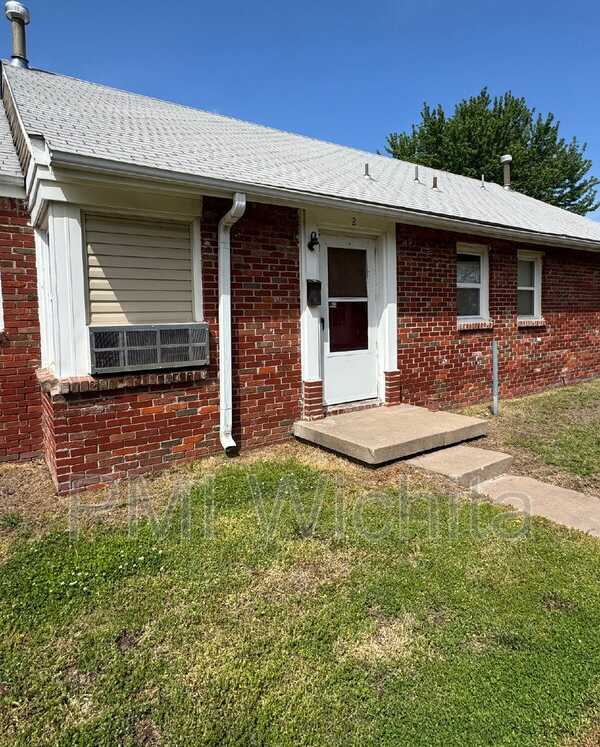 1719 South Glenn Avenue