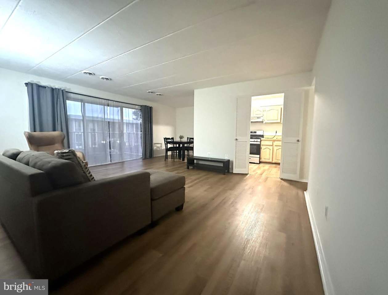 2626 FORT FARNSWORTH Road unit: 200 (2B)