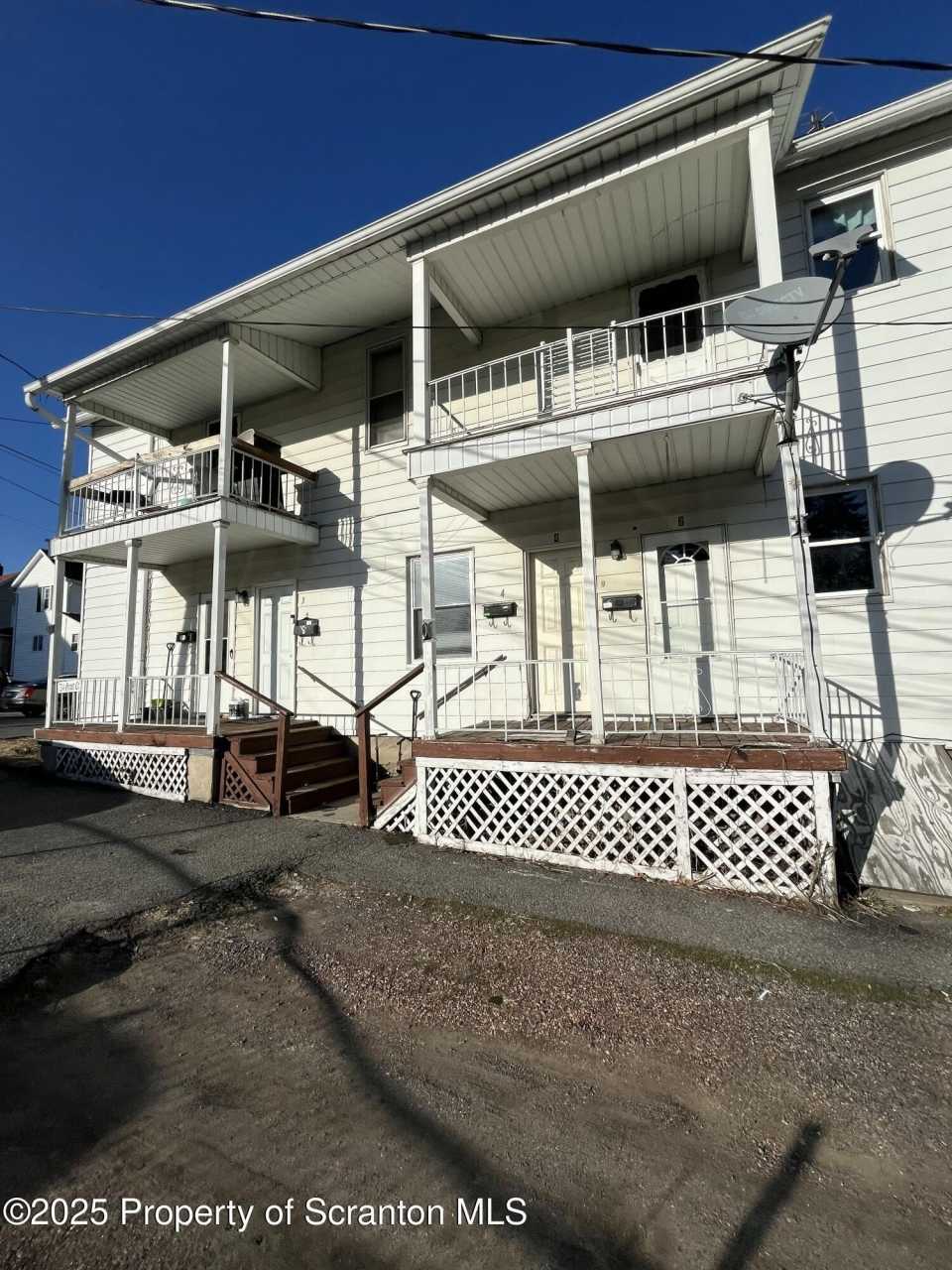 734 Grant Court unit: 4