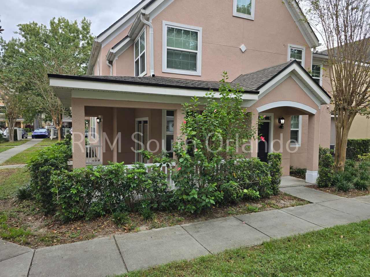 Hamptons at Metrowest