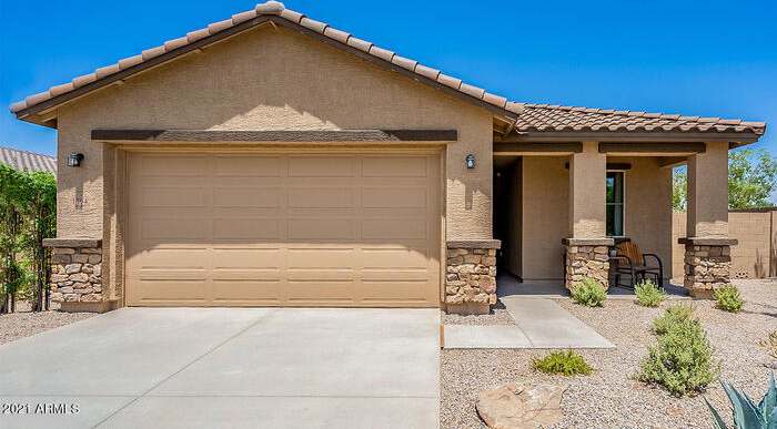 1594 East Kingman Place