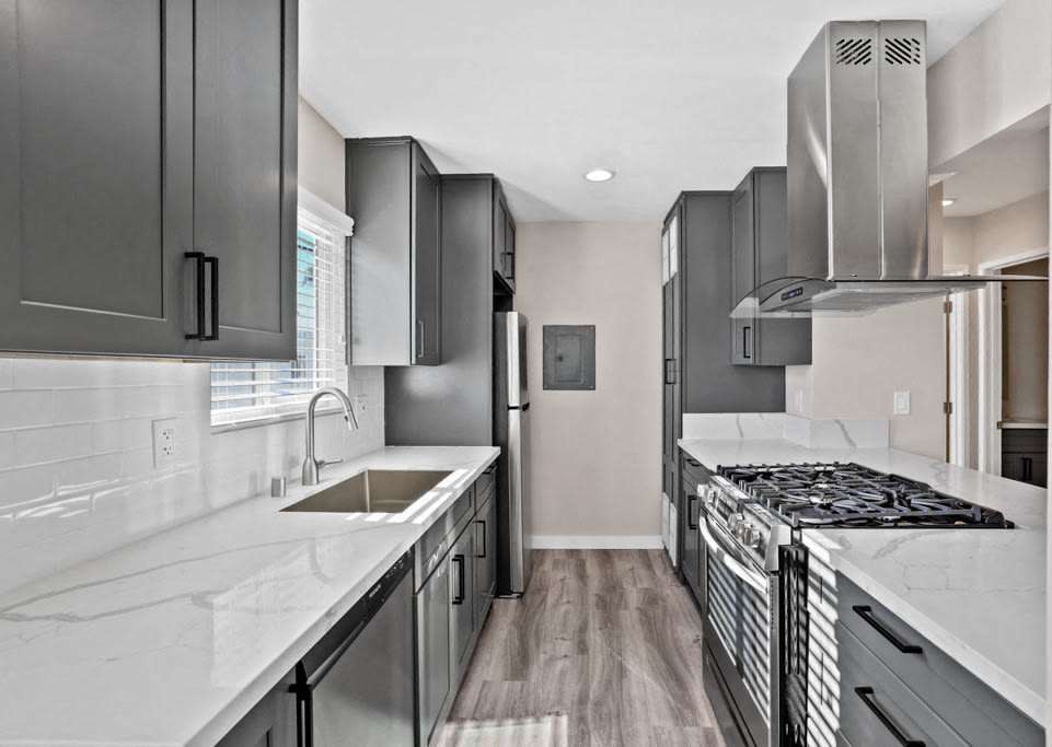 316 Beach Apartments