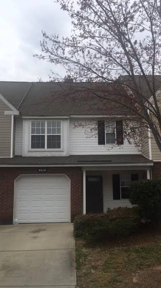 Pre-Leasing Renovated Townhome!