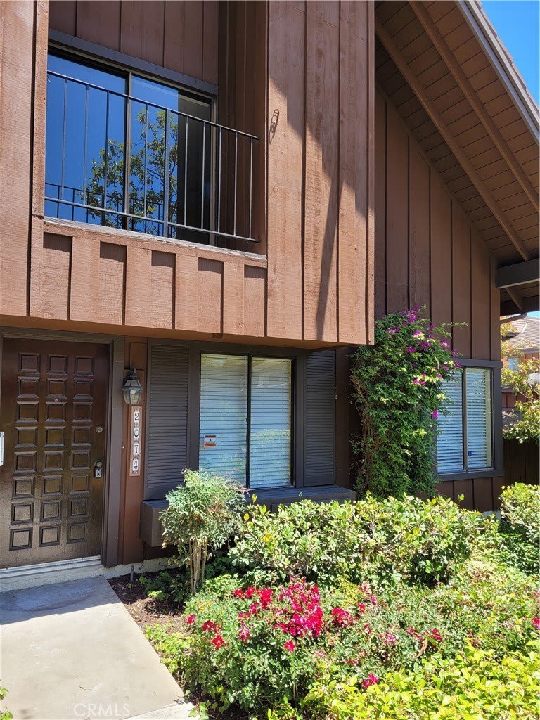 2074 Mount Shasta Drive