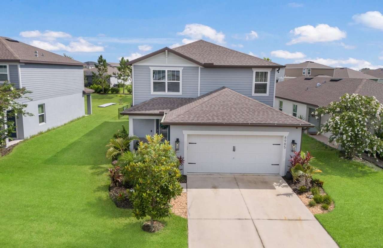 8985 ROYAL RIVER CIRCLE