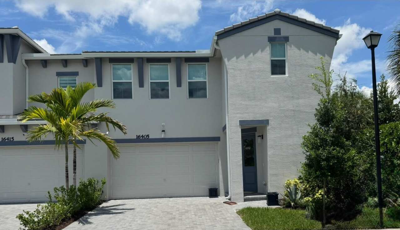 16405 Capilano Court