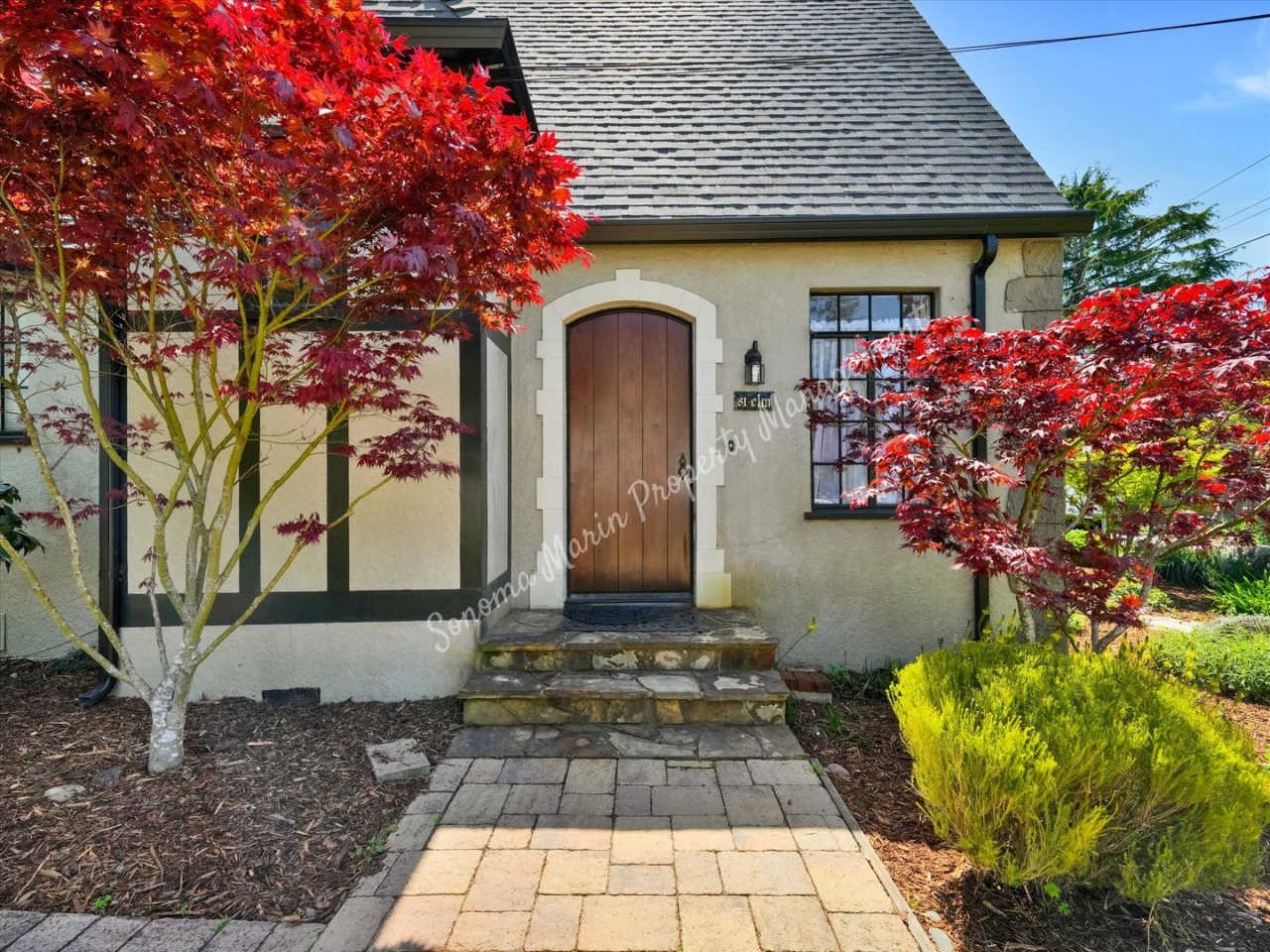 Charming Mill Valley Home Available Now!! Fresh Paint  New Flooring