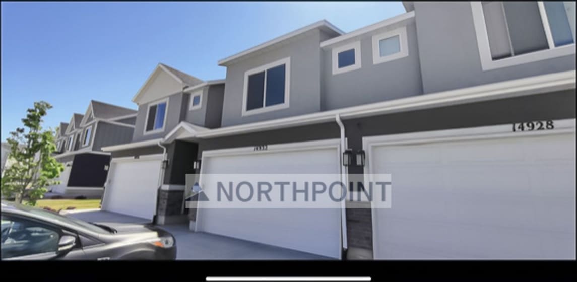 Beautiful 3BR 2BA Home w/ Quartz Kitchen and Garage in Herriman! Amazing Price!!!