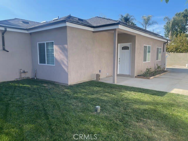 7519 Amigo Avenue