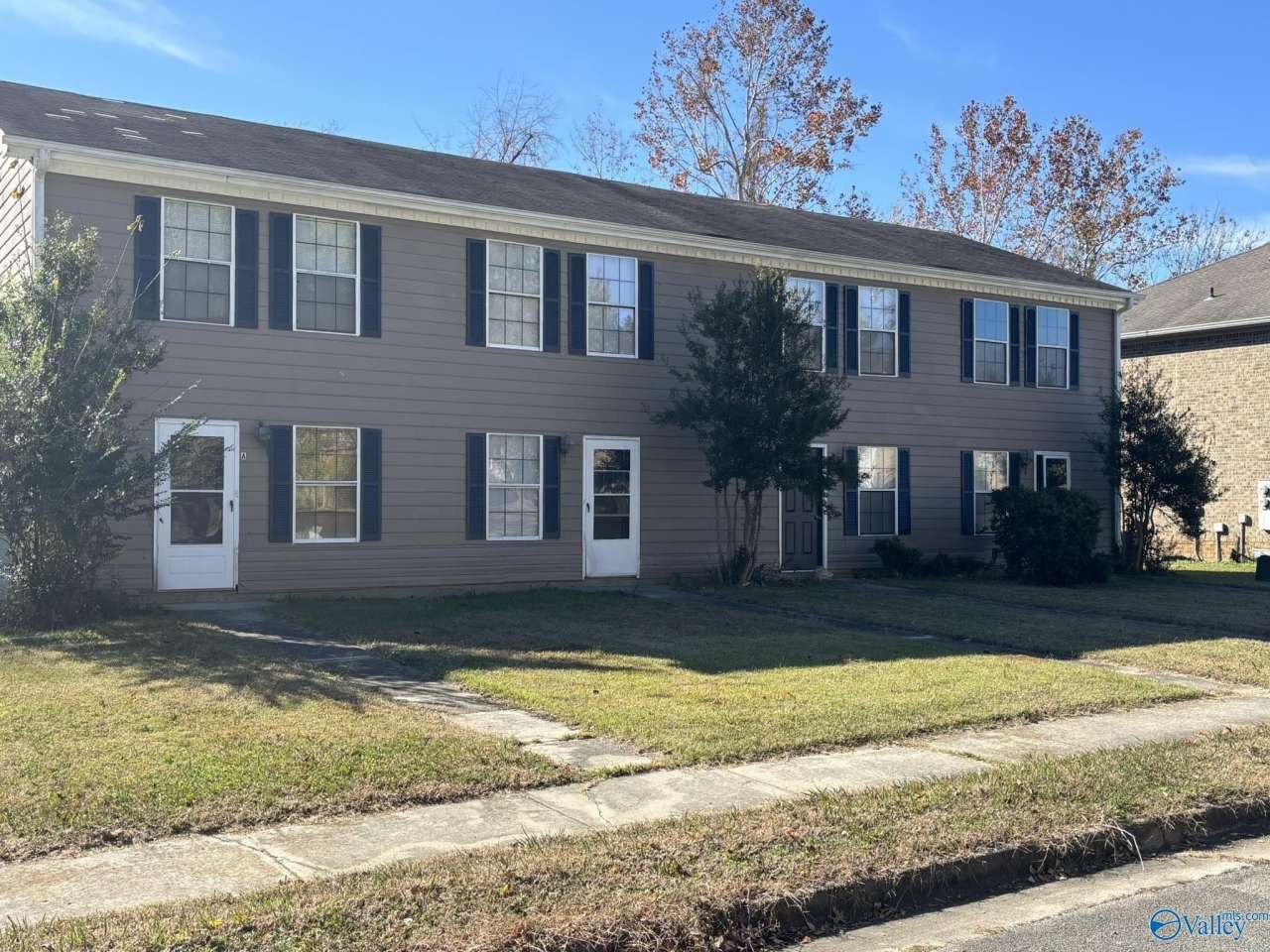 2607 Wynterhall Road