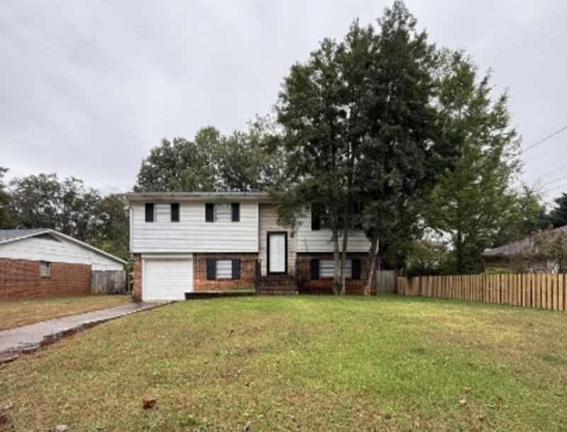 3419 Grassfort Drive SW