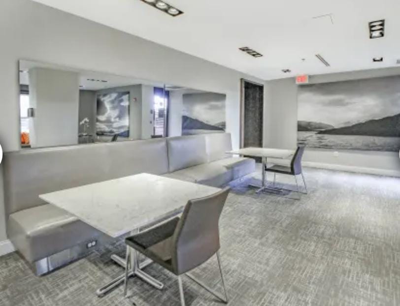 98 Christopher Columbus Dr