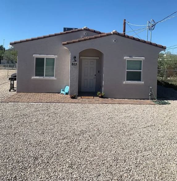 803 North Van Alstine Street