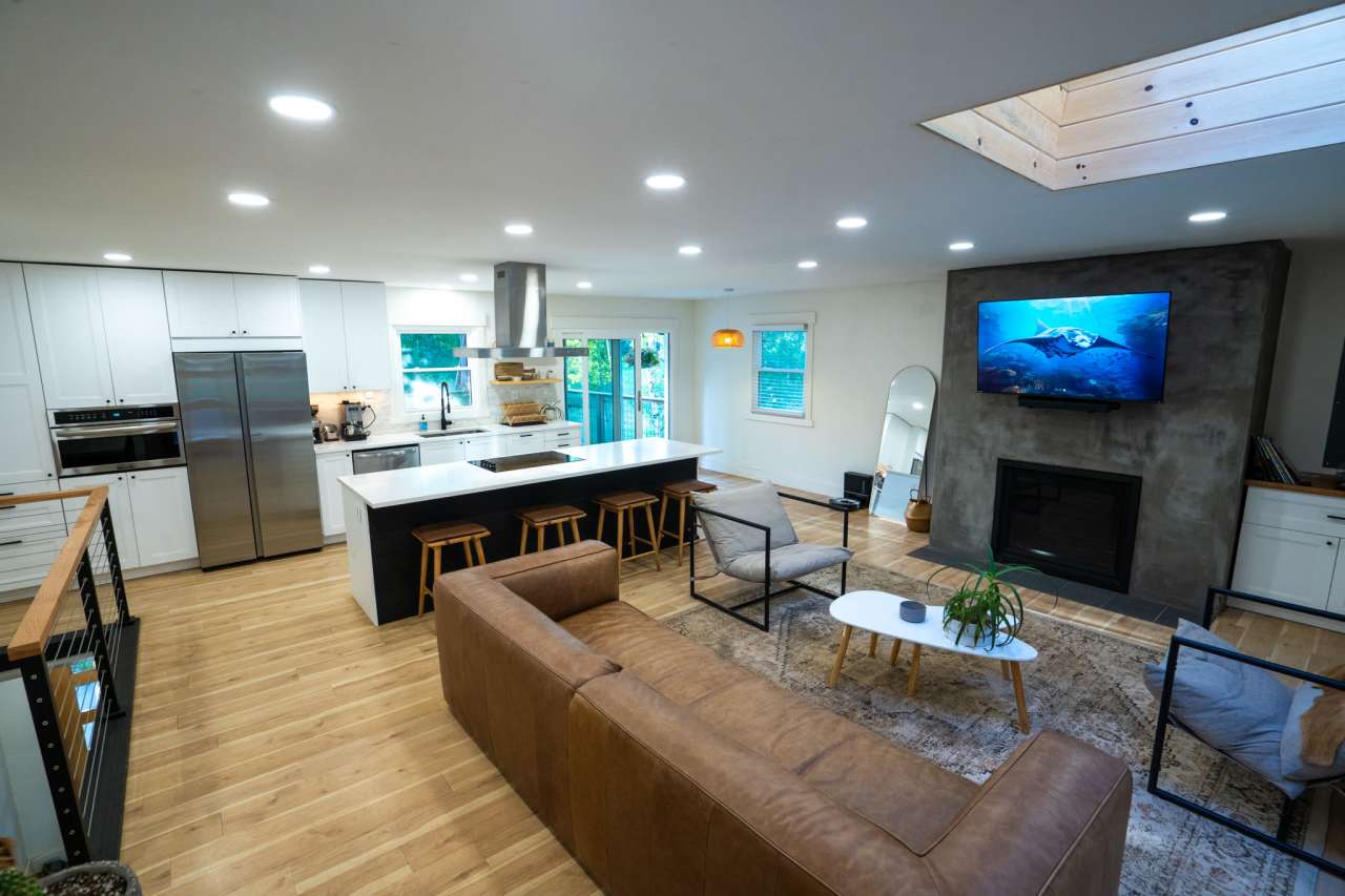 6910 Brook Forest Drive