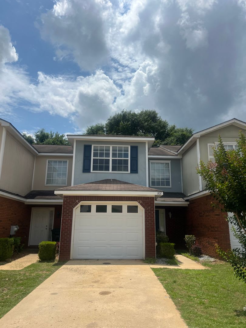 AVAILABLE NOW- 102 S. Springview Drive