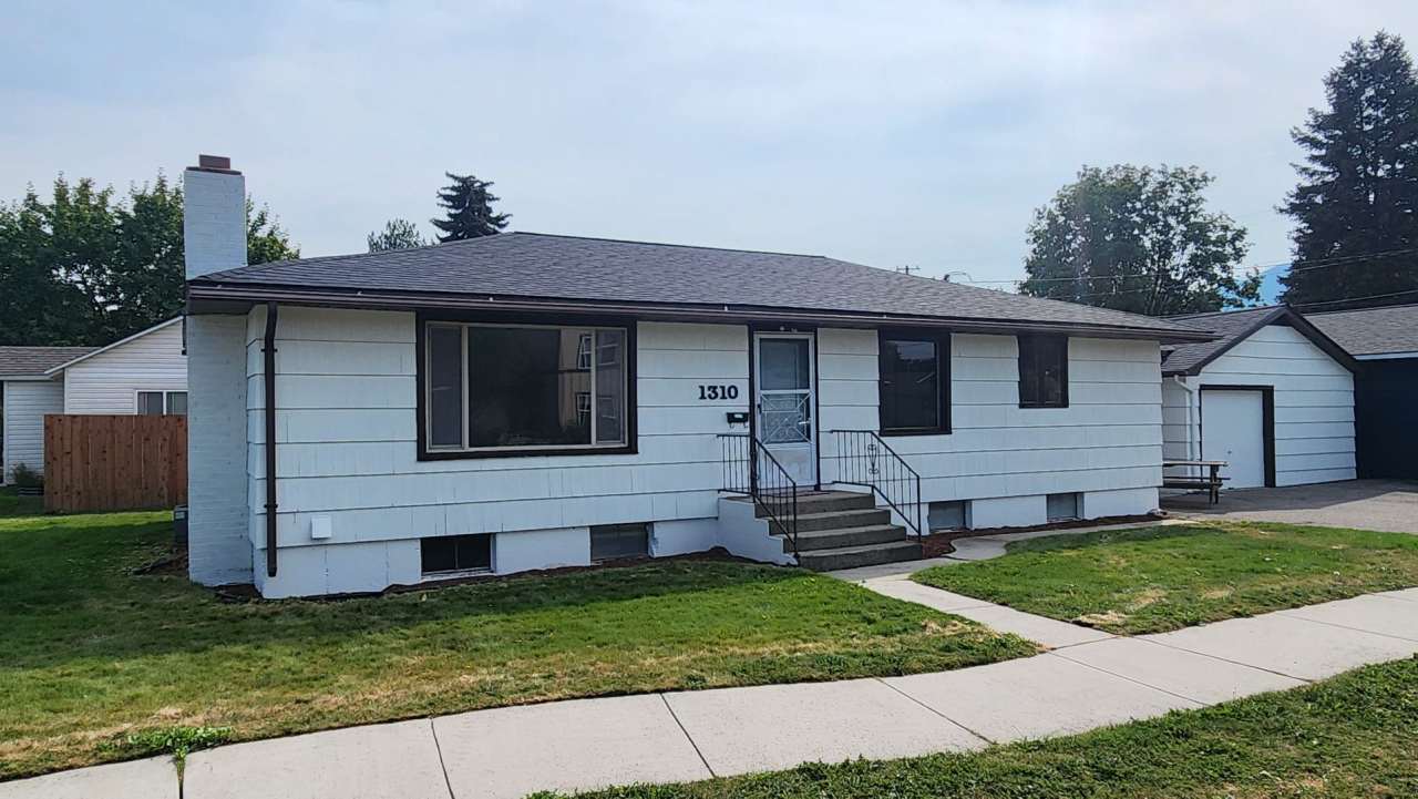 Beautiful Four Bedroom Two Bathroom House Near Franklin Elementary