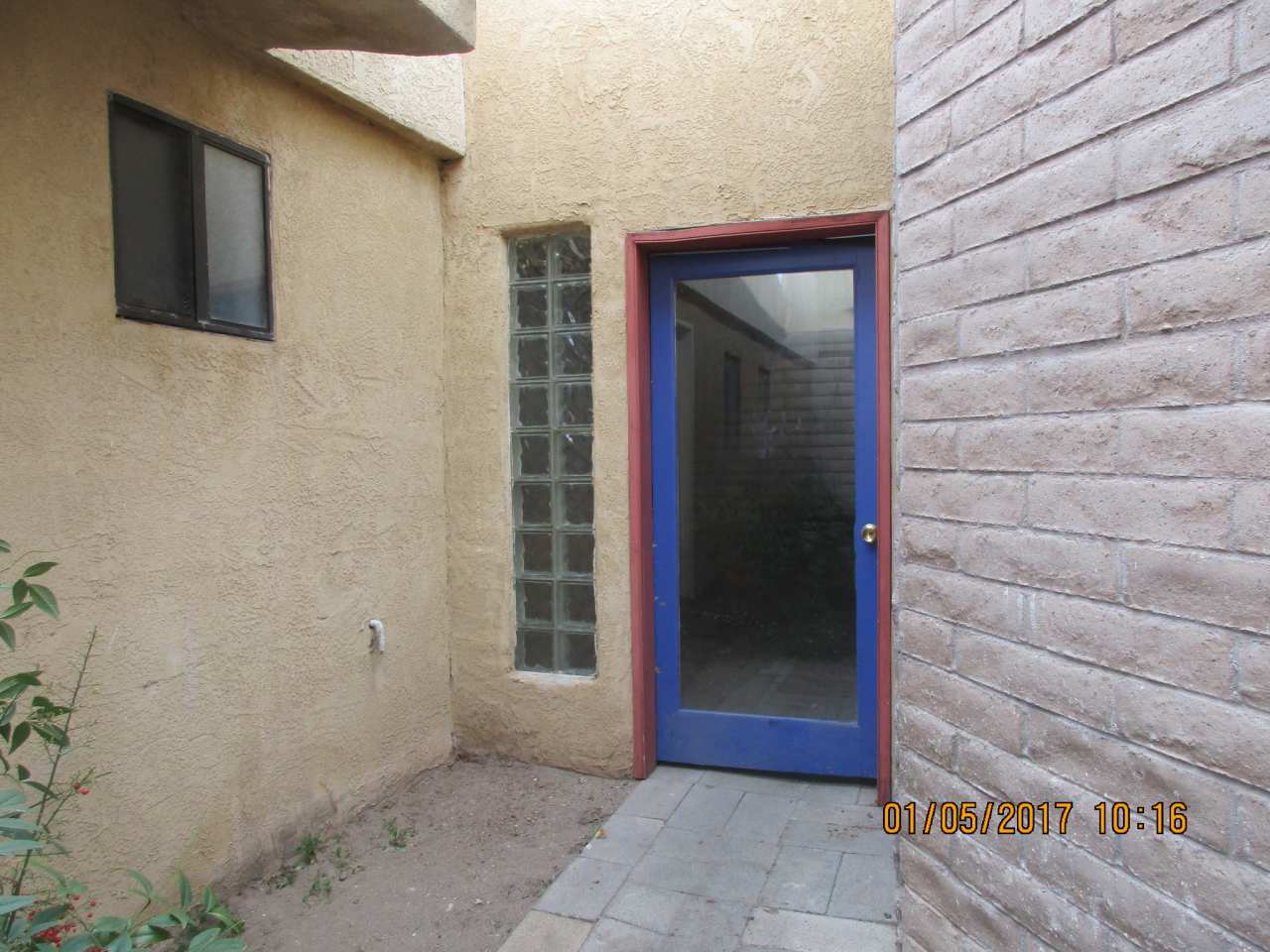 618 Jefferson NE - A