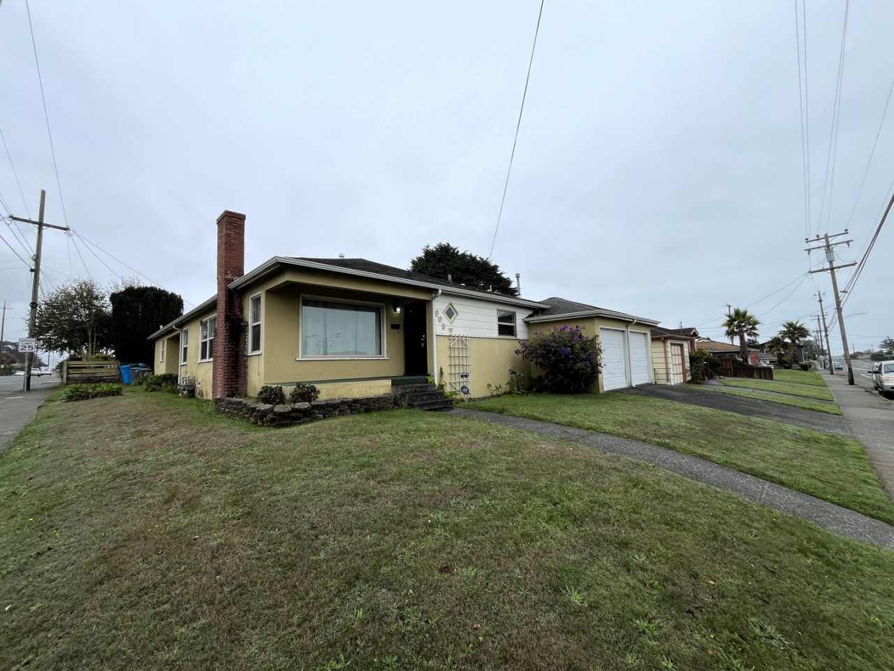 905 W Harris [PRM: Henry]