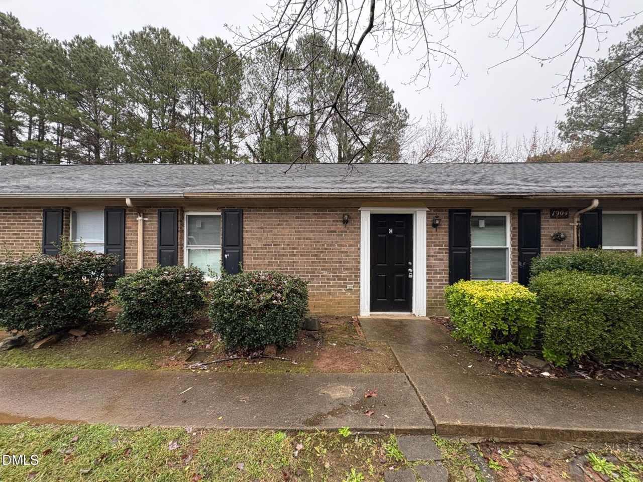 1904 Tischer Road unit: C