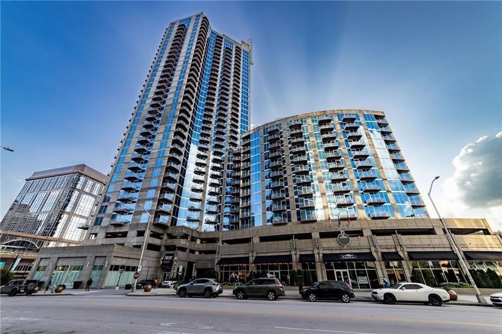 400 PEACHTREE Street NW