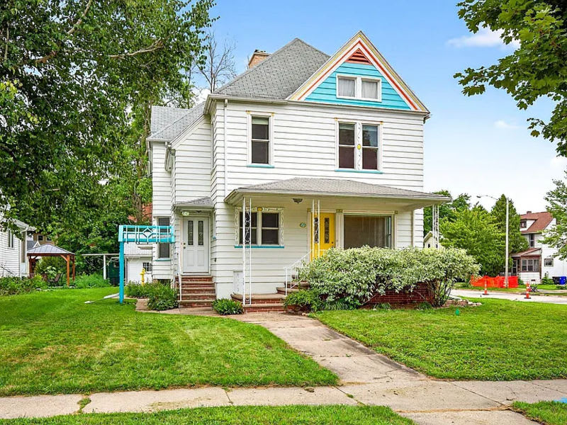 620 East Franklin Street