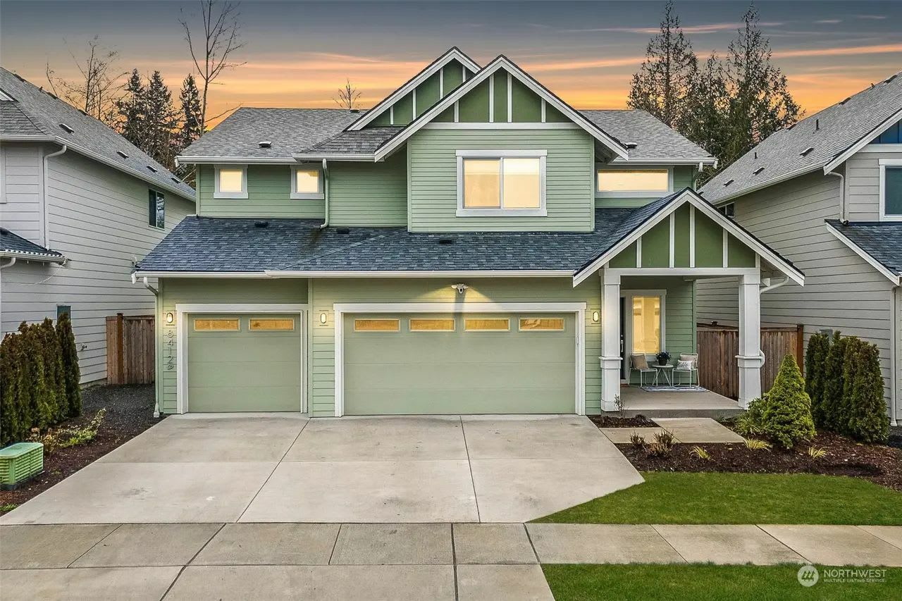 8412 55th Place Northeast