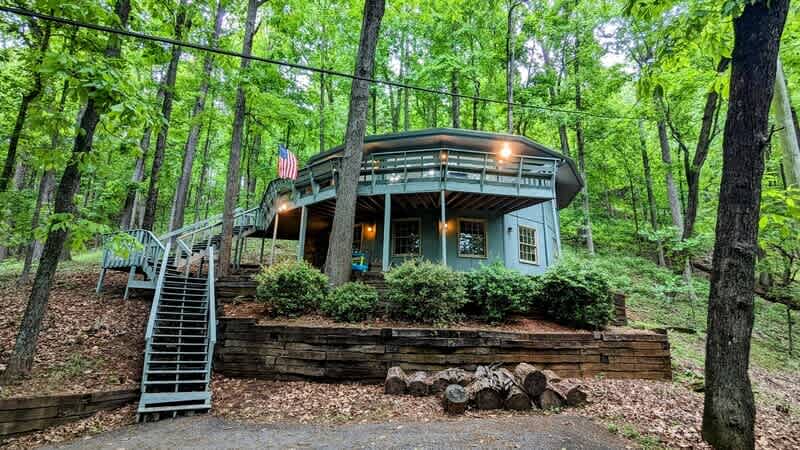 828 Little Pine Mountain