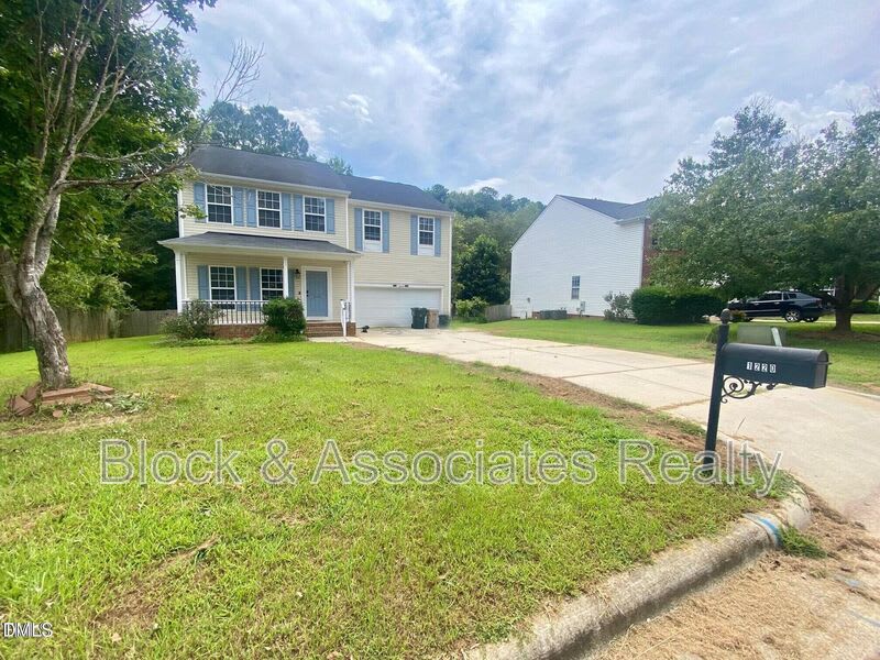 1220 Arbor Greene Dr