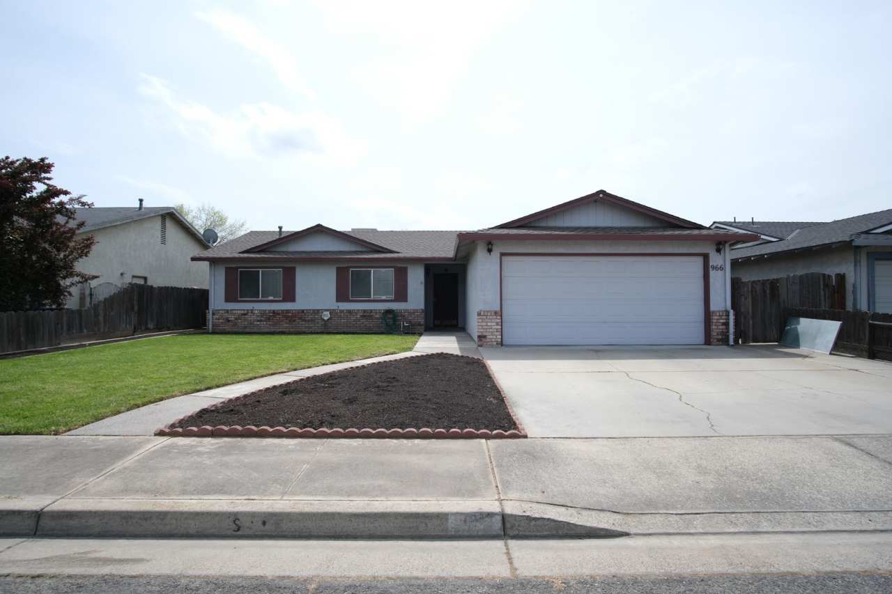 Price Reduction!!!! Come check out this Charming 3-Bedroom Home in Turlock, CA!