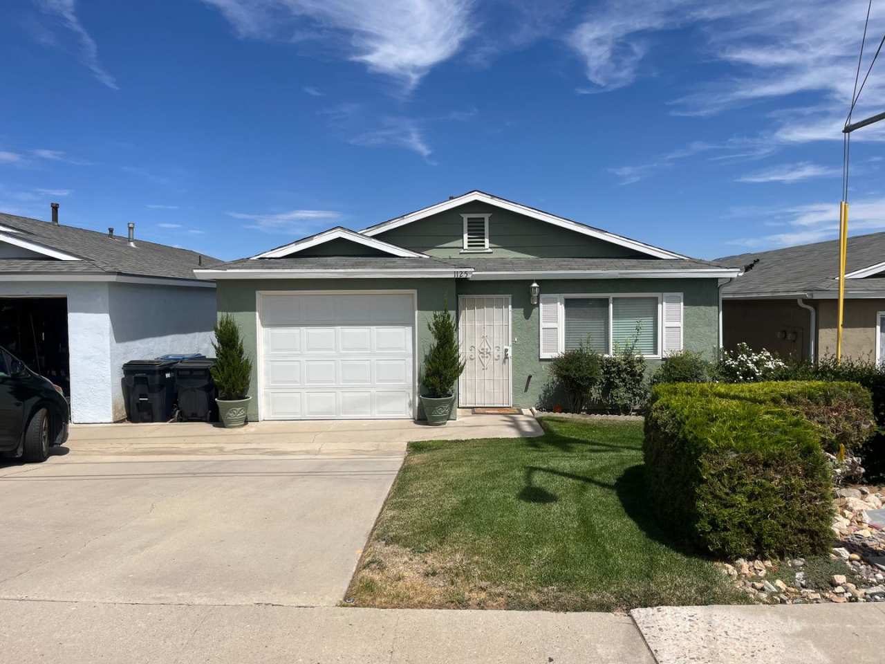 3 Bedroom 2 Bathroom Tehachapi Home - 1125 Cherry Lane Available 8/25!