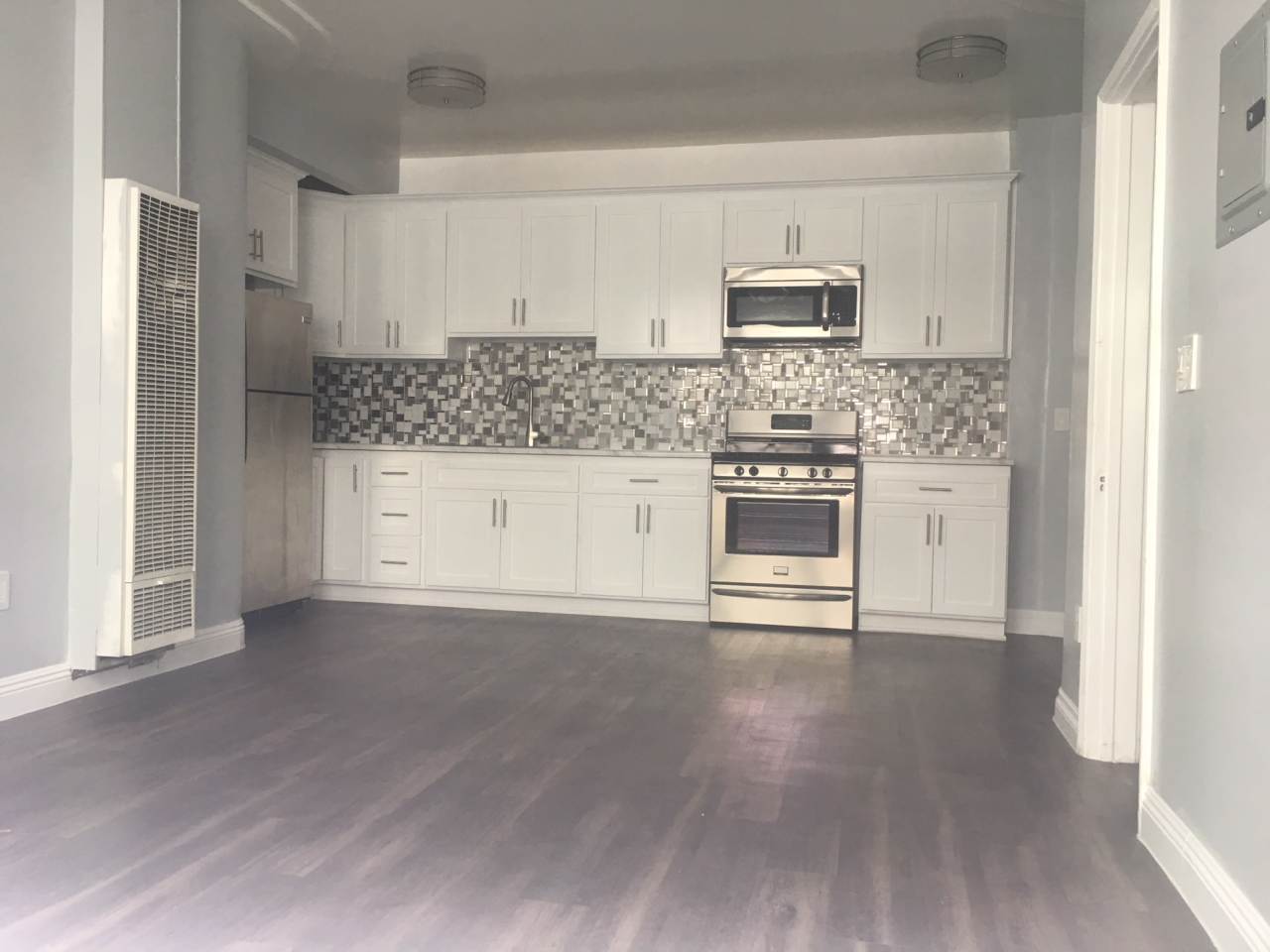 929 S. Serrano Avenue - #106