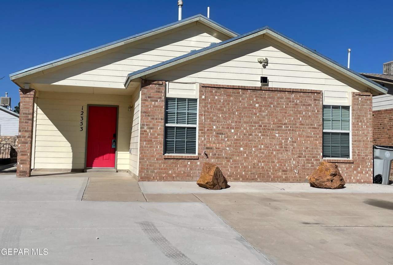 12353 TIERRA ALASKA Avenue