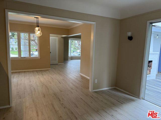 166 South Gretna Green Way