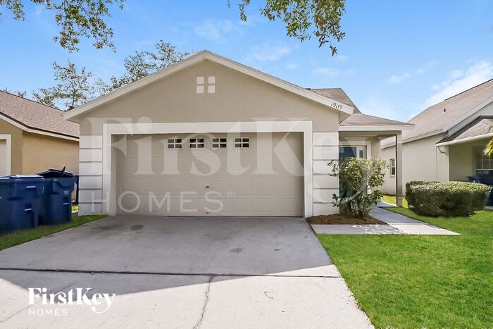 1909 Falling Star Lane